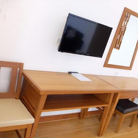 Dhotel Pattaya Nong Prue Bagian luar foto