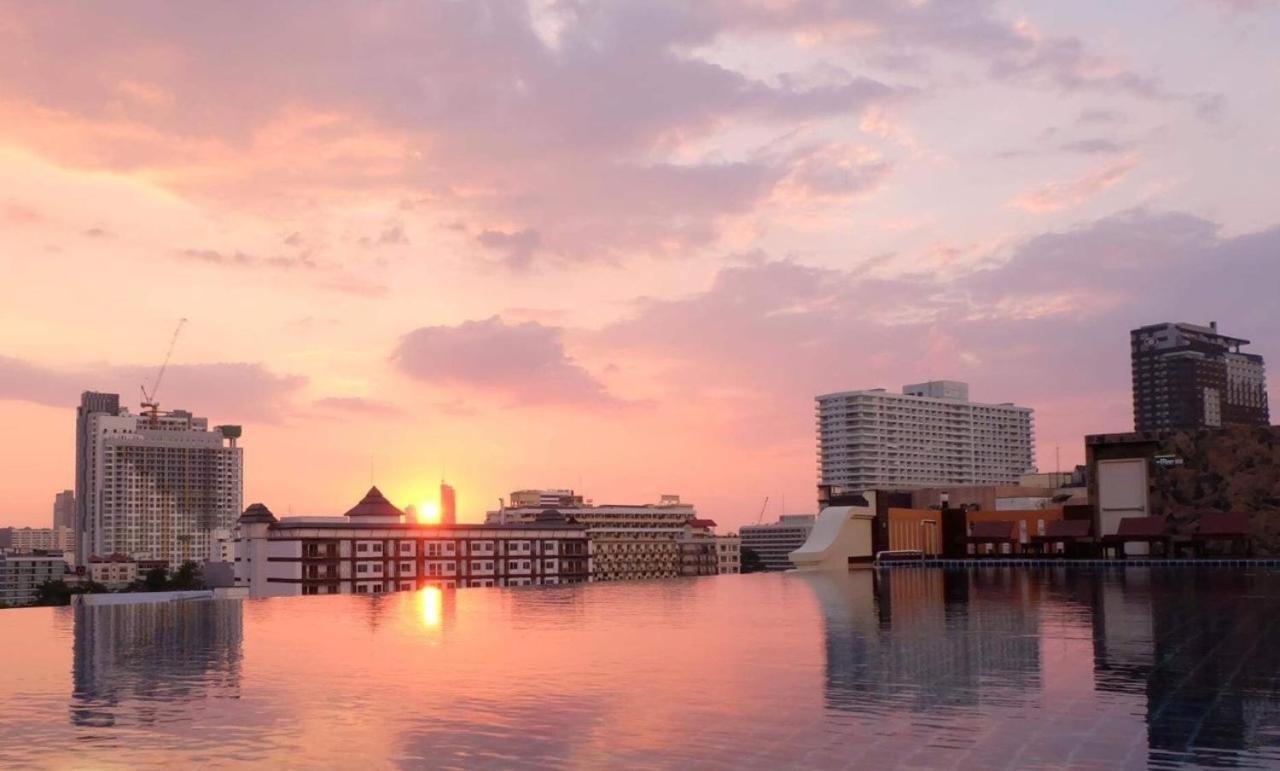 Dhotel Pattaya Nong Prue Bagian luar foto